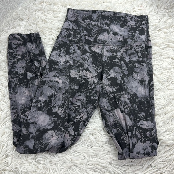 Lululemon Align Pant II 25" Floral Illusion Ice Grey Multi - Picture 1 of 5